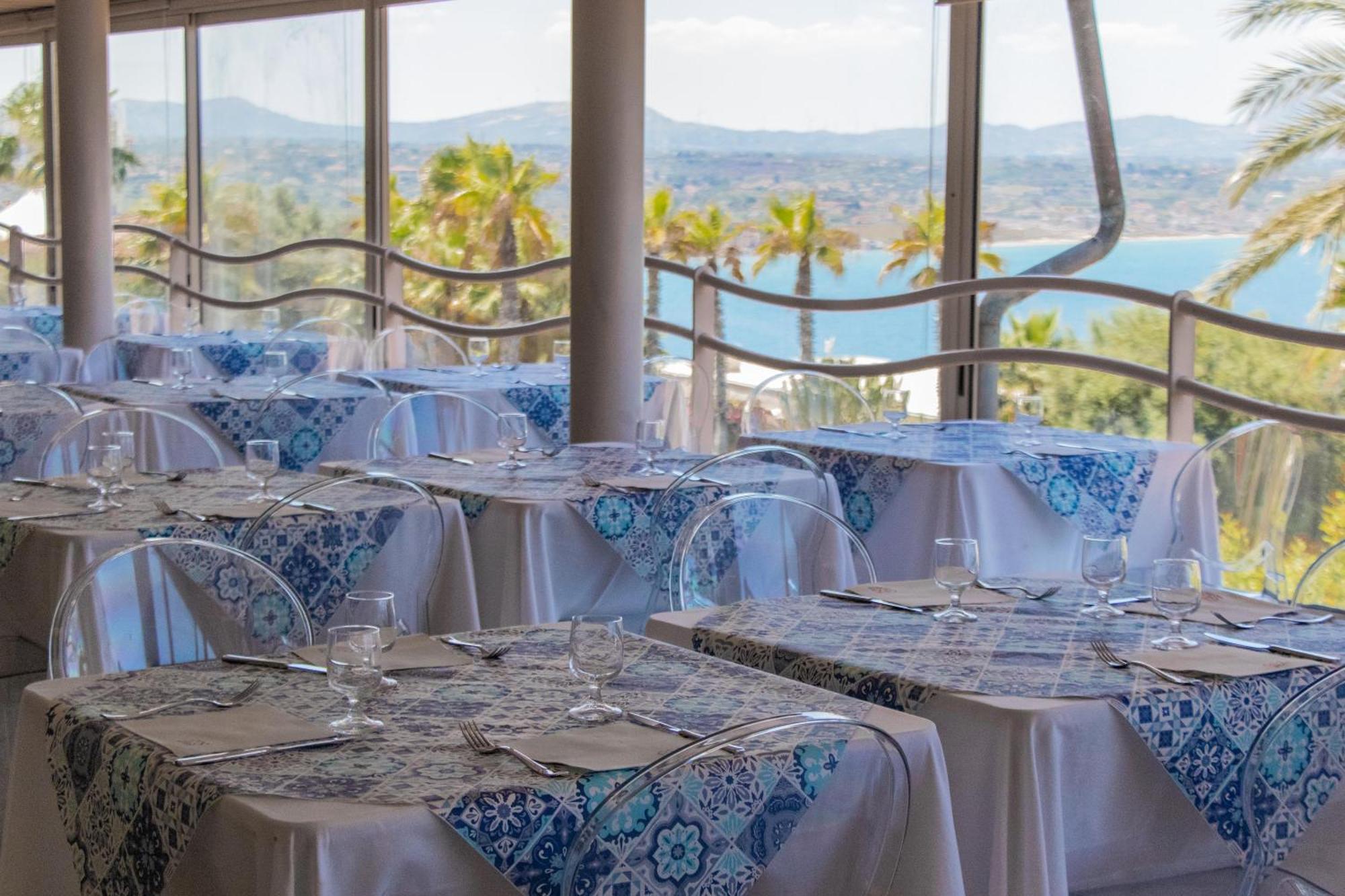 Cdshotels Terrasini - Citta Del Mare Luaran gambar